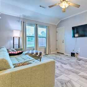 Interior 1 宠物友好的小石城家 ~ 距市中心8英里！, Willow Springs Water Park 酒店