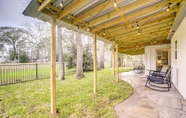 Others 5 Quiet Conroe Getaway w/ Patio, Golf Views!