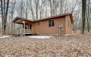 Others 5 Secluded Farwell Cabin w/ Fire Pit & Gas Grill!