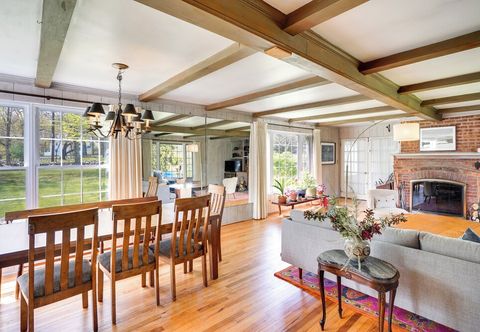 Lain-lain Quaint Woodstock Escape - 2 Mi to Tinker St!