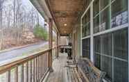 Lainnya 6 Waterfront Sevierville Cabin Near Dollywood!