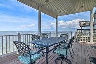 Others Waterfront Sanctuary w/ Panoramic Bay Views!