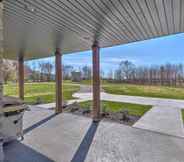 Others 6 Upscale & Quiet Paducah Retreat on 15 Acres!