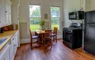 Lainnya 5 Cozy Bellville Home w/ Gas Grill + Private Yard!