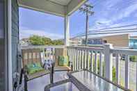 Others Breezy Wildwood Condo ~ 2 Blocks to Beach!