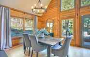 Others 7 Luxe Cabin in the Woods ~ 35 Mi to Portland!