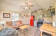 Lain-lain 2 Lakefront Cabin w/ Access to 2 Paddleboats!