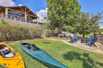 Lain-lain 4 Lakefront Granbury Home w/ Dock, Decks & Hot Tub!