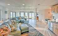 Lainnya 2 Luxurious Oceanfront Flanders Bay Home w/ Kayaks!