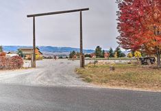 其他 4 Modern East Wenatchee Studio on Working Farm!