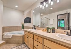 Lainnya 2 Mountain-modern Unit: Golf, Hike, Ski & More!