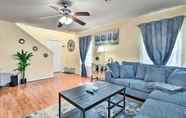 Lain-lain 5 Pet-friendly Dallas Home w/ Fenced Backyard!