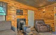Others 4 Secluded Wright City Cabin w/ Scenic Forest Views!