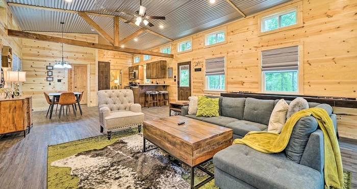 Others Stylish Cabin With Fire Pit Near Beavers Bend!