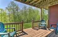 Others 2 Timber Creek Townhome w/ 2 Decks & Mtn Views!