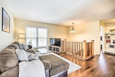 其他 Updated Home in the Heart of Saratoga Springs