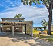 Khác 4 Waterfront Livingston Home w/ Dock & Porch!