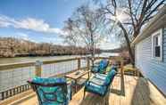 Lainnya 6 Charming Riverfront Retreat in Monticello!