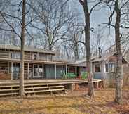 Others 4 Cozy Cumberland Mountain Cabin w/ Stunning Views!