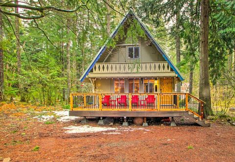 Khác Cozy A-frame w/ Hot Tub, Fire Pit, & Fireplace!