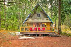 Khác Cozy A-frame w/ Hot Tub, Fire Pit, & Fireplace!