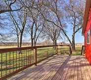 Others 3 Claremore Country Home w/ Large Yard & Grill!