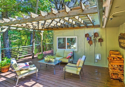 Others Cozy Junction City Cottage W/deck by Connor Creek!