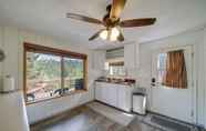 Others 3 Cozy Worley Cabin w/ Lake Access + Gas Grill!