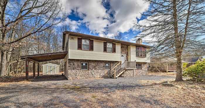 Others Family Home w/ Deck, Game Room & Views!