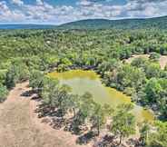 Others 2 Hand-built 'black Fork Cabin 2' w/ Fire Pit!