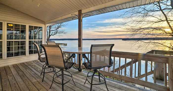 Lainnya Peaceful Big Sandy Home w/ Deck on Kentucky Lake!