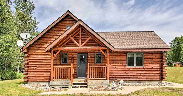 Others Rapid River Log Cabin W/loft on 160 Scenic Acres!
