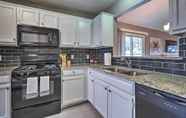 Lain-lain 7 Peaceful Austin Home w/ Private Backyard!