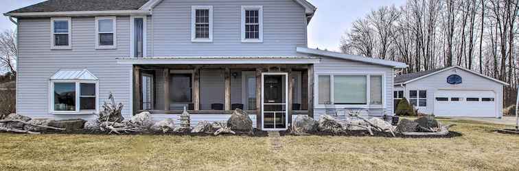 อื่นๆ Spacious Sheboygan Home w/ Grill & Fire Pit!