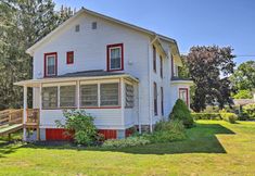 기타 2 Walk to Lake Ontario: Sodus Point Family Escape