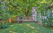 Lain-lain 6 'elk Hideaway:' Ashford Cottage w/ Hot Tub!