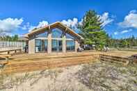 Lainnya Lake Huron Home w/ Deck, Direct Beach Access!