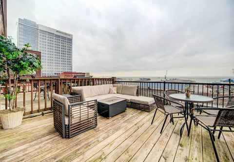 Khác Waterfront Cleveland Apt ~ 1 Mi to Downtown