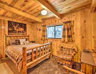 Others 2 Sun-lit Orangeville Cabin w/ River Access!