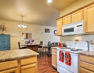 Others 2 Kanab Condo w/ Pool & AC < 1 Mi to Attractions!