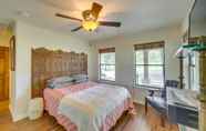 อื่นๆ 4 Wills Point Vacation Rental on 10 Acres of Land!