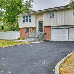 Interior1Bay Shore Vacation Rental ~ 7 Mi to the Beach,Tanger Outlets飯店