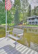 Imej utama Coldwater Family Retreat w/ Boat Dock & Grill!