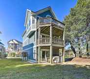 Others 5 Coastal Home w/ Community Pool < 2 Miles to Beach!