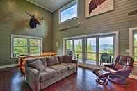 Lainnya 2-acre Lakefront Greenville Home w/ Cottage + Dock