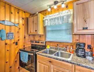Lainnya 2 Cozy Kentucky Cabin w/ Sunroom, Yard & Views!