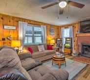 Lainnya 5 Cozy Kentucky Cabin w/ Sunroom, Yard & Views!