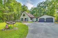 Others Inviting Lake Vue Lodge Home w/ Fire Pit + Deck