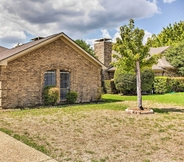 Others 7 Light & Airy Plano Home w/ Furnished Patio!