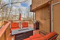 Lainnya Pocono Mtn Getaway w/ Hot Tub: Walk to Lake!